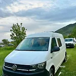 Eagle's Path Campers Montenegro * بودغوريتْسا