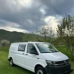 شقة Eagle's Path Campers Montenegro